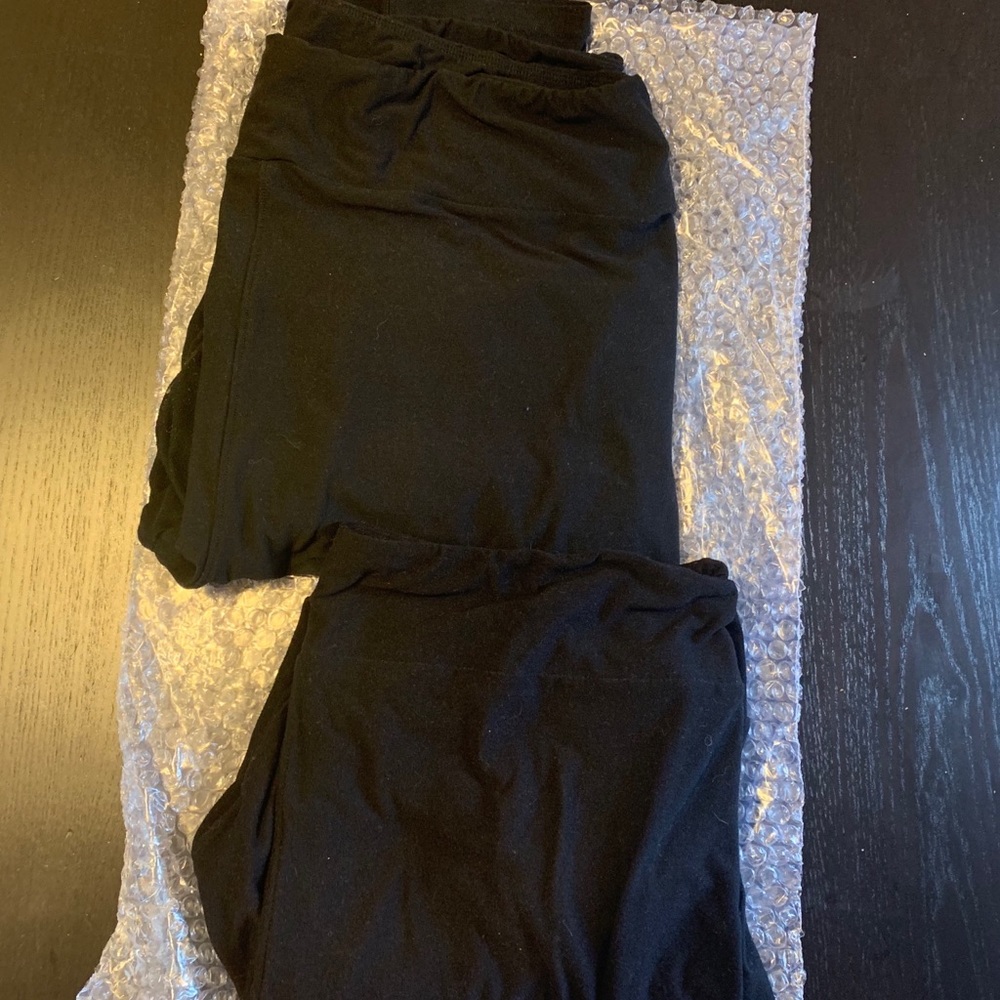 2 pair solid black LuLaRoe TC2 leggings
